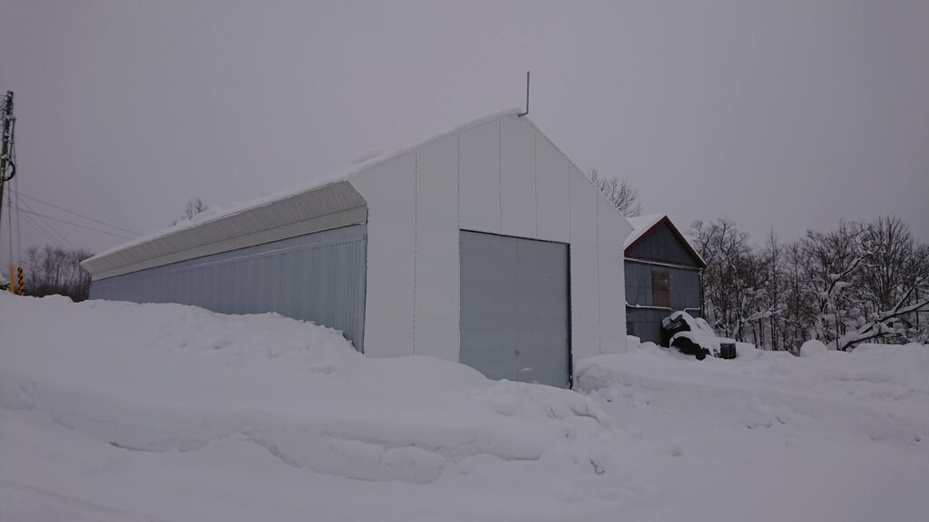 豪雪時のパイプハウス